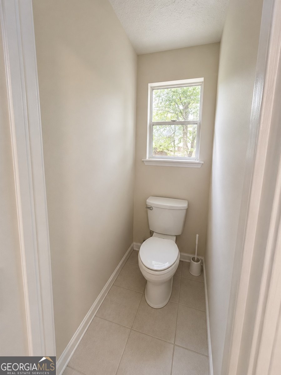 3915 Melanie Woods Drive Atlanta - Photo 12