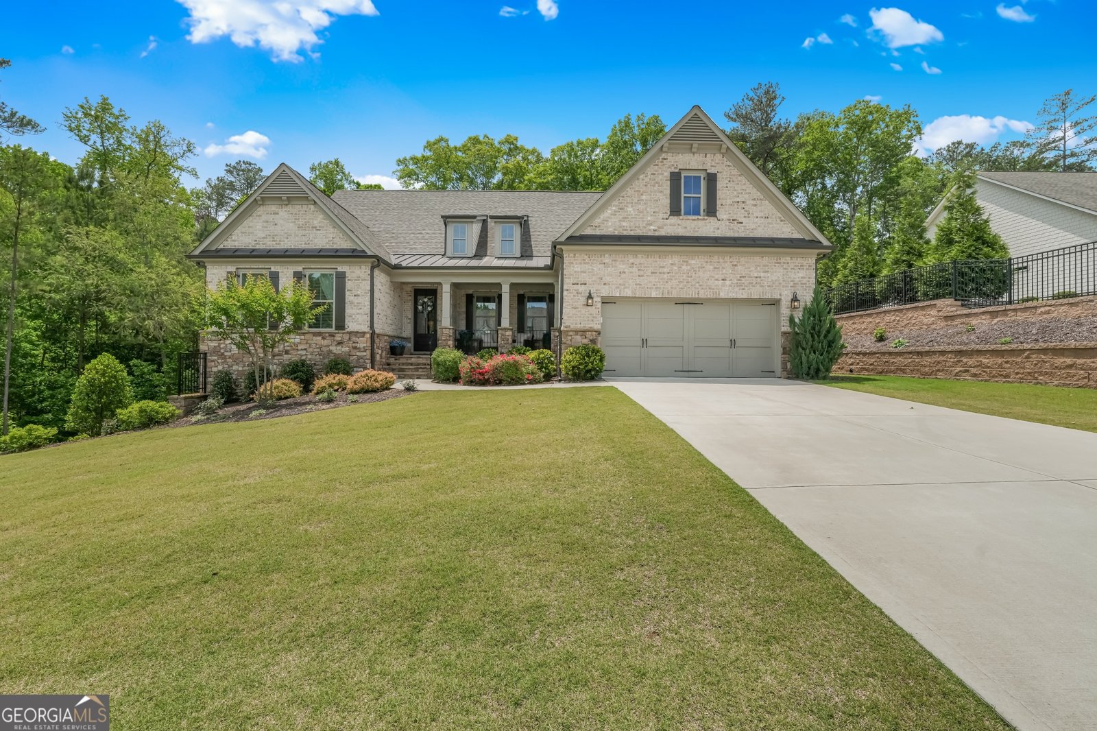 94 Vandiver Court Acworth - main photo