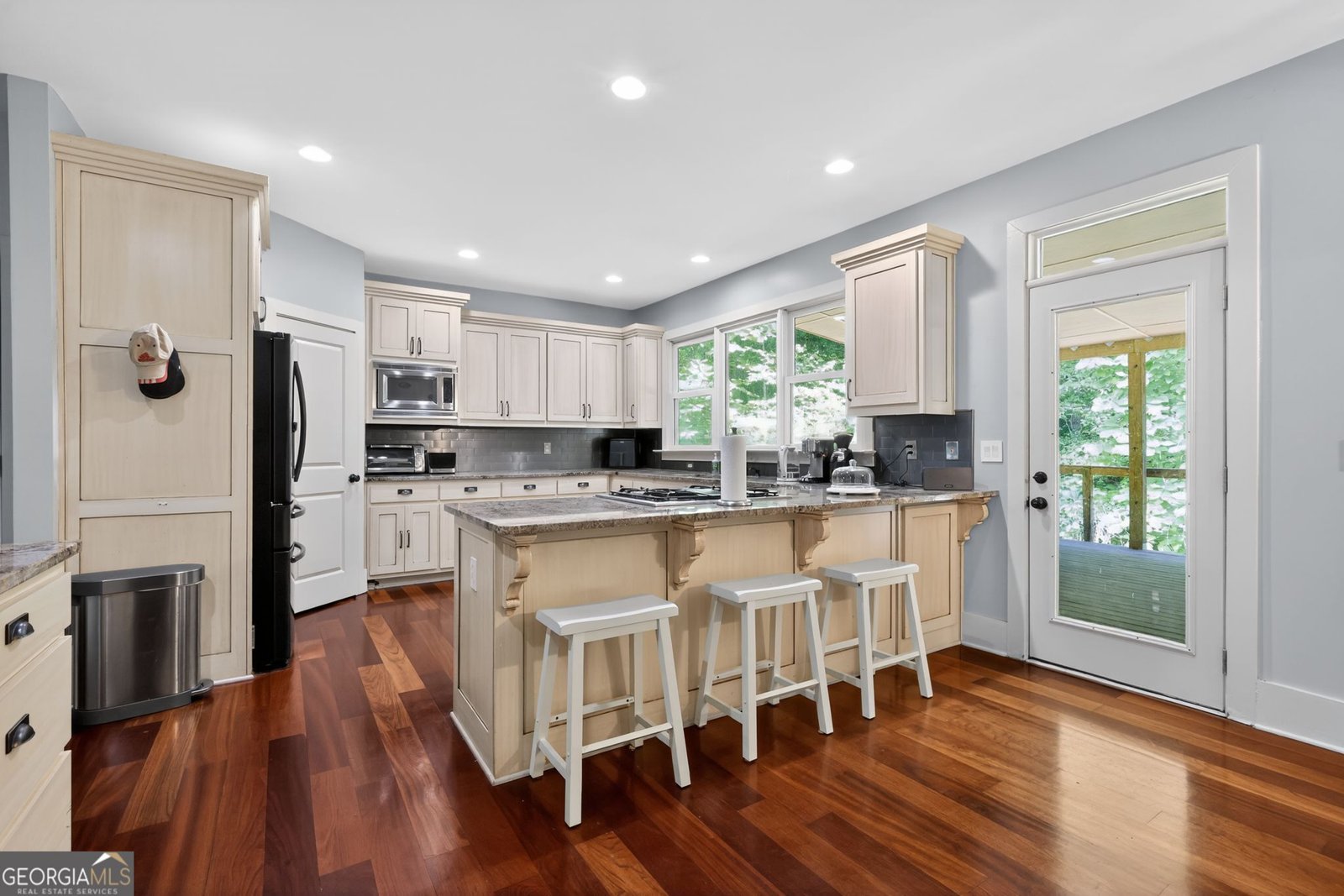 320 Waverly Hall Circle Roswell - Photo 10