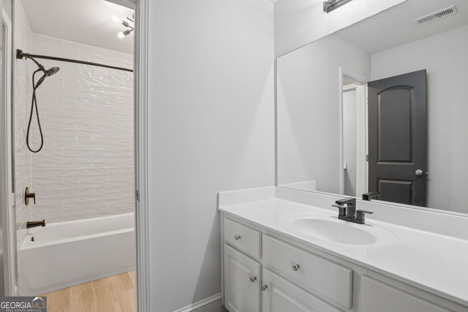 7470 Hedgerose Drive Cumming - Photo 32