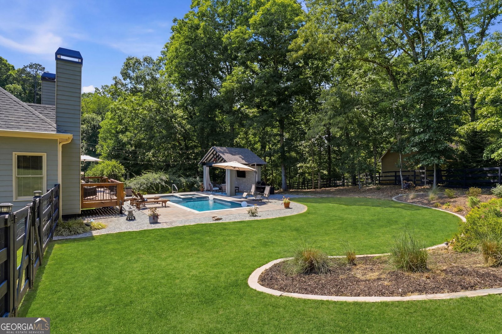 7470 Hedgerose Drive Cumming - Photo 42