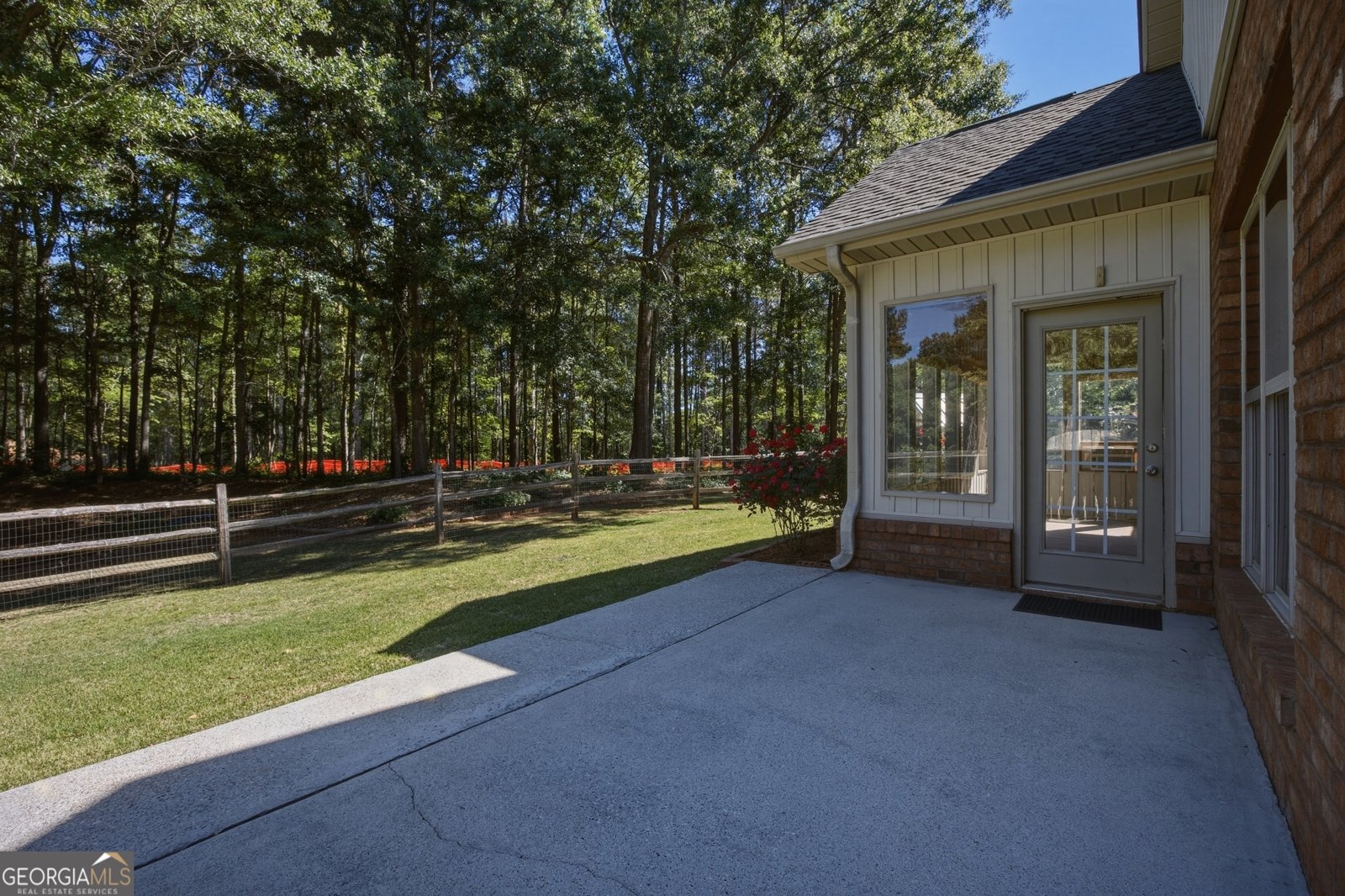 635 Marigot Way Statham - Photo 37