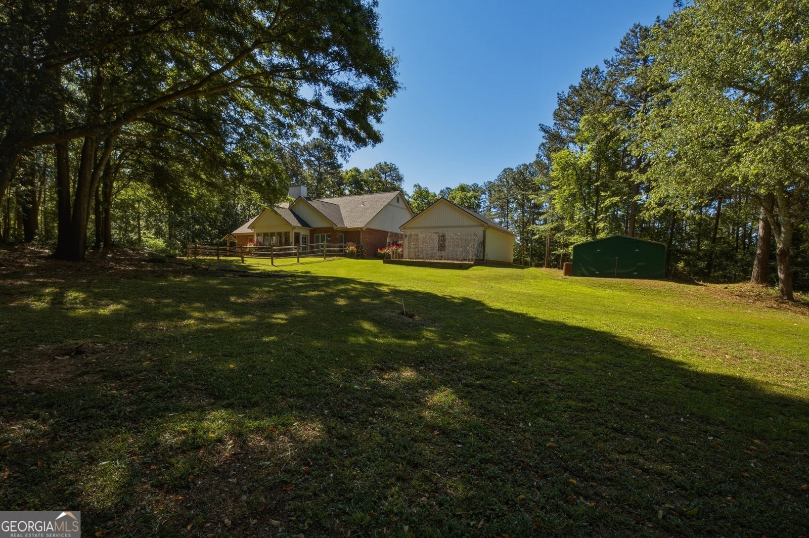 635 Marigot Way Statham - Photo 40