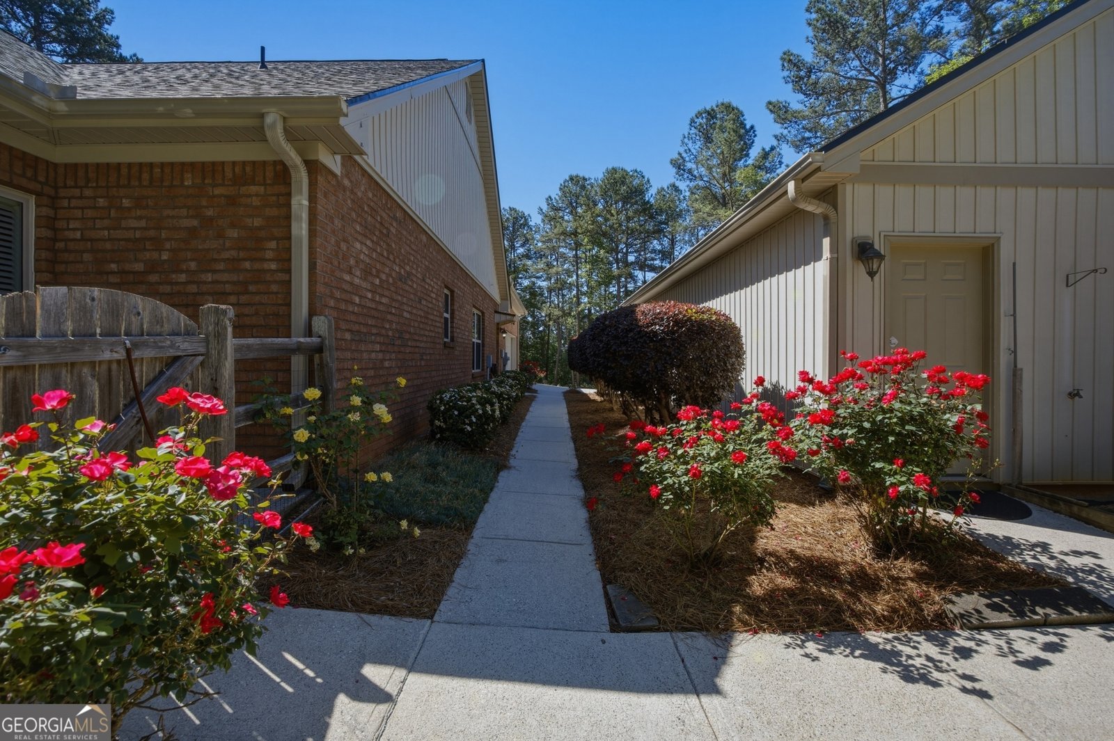635 Marigot Way Statham - Photo 44