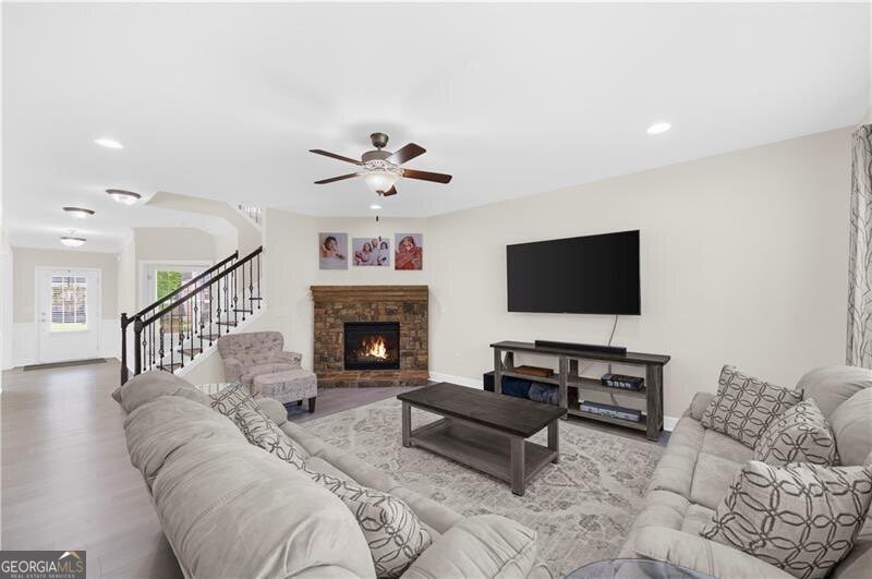 425 Spring View Drive Woodstock - Photo 14