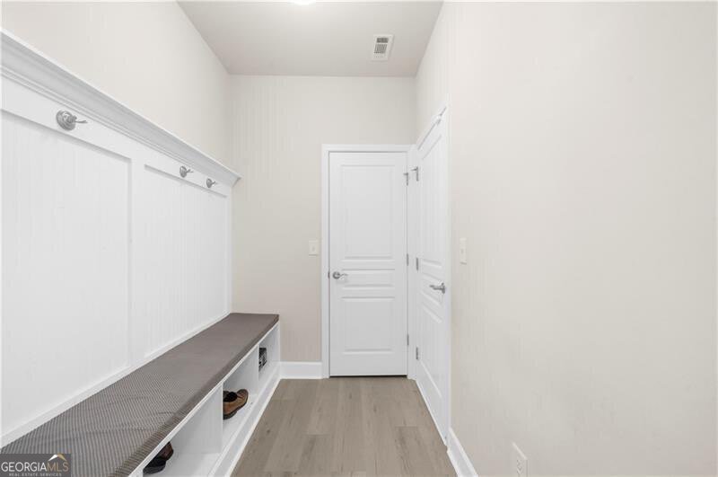 425 Spring View Drive Woodstock - Photo 35