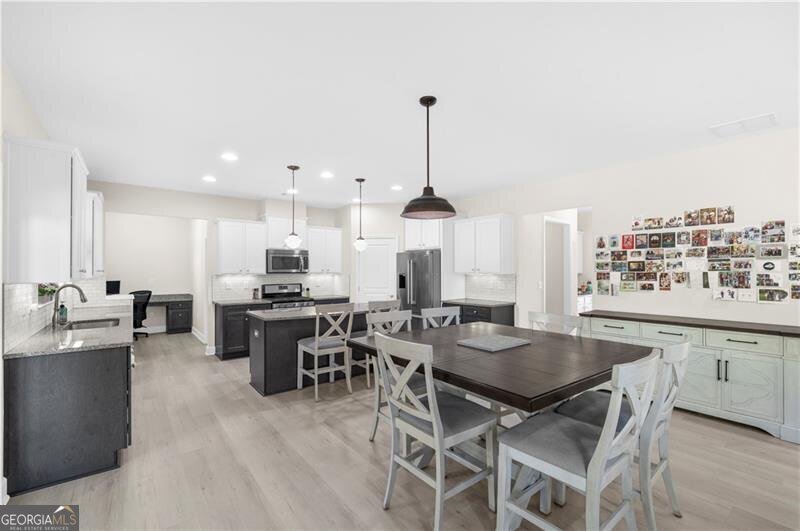 425 Spring View Drive Woodstock - Photo 6