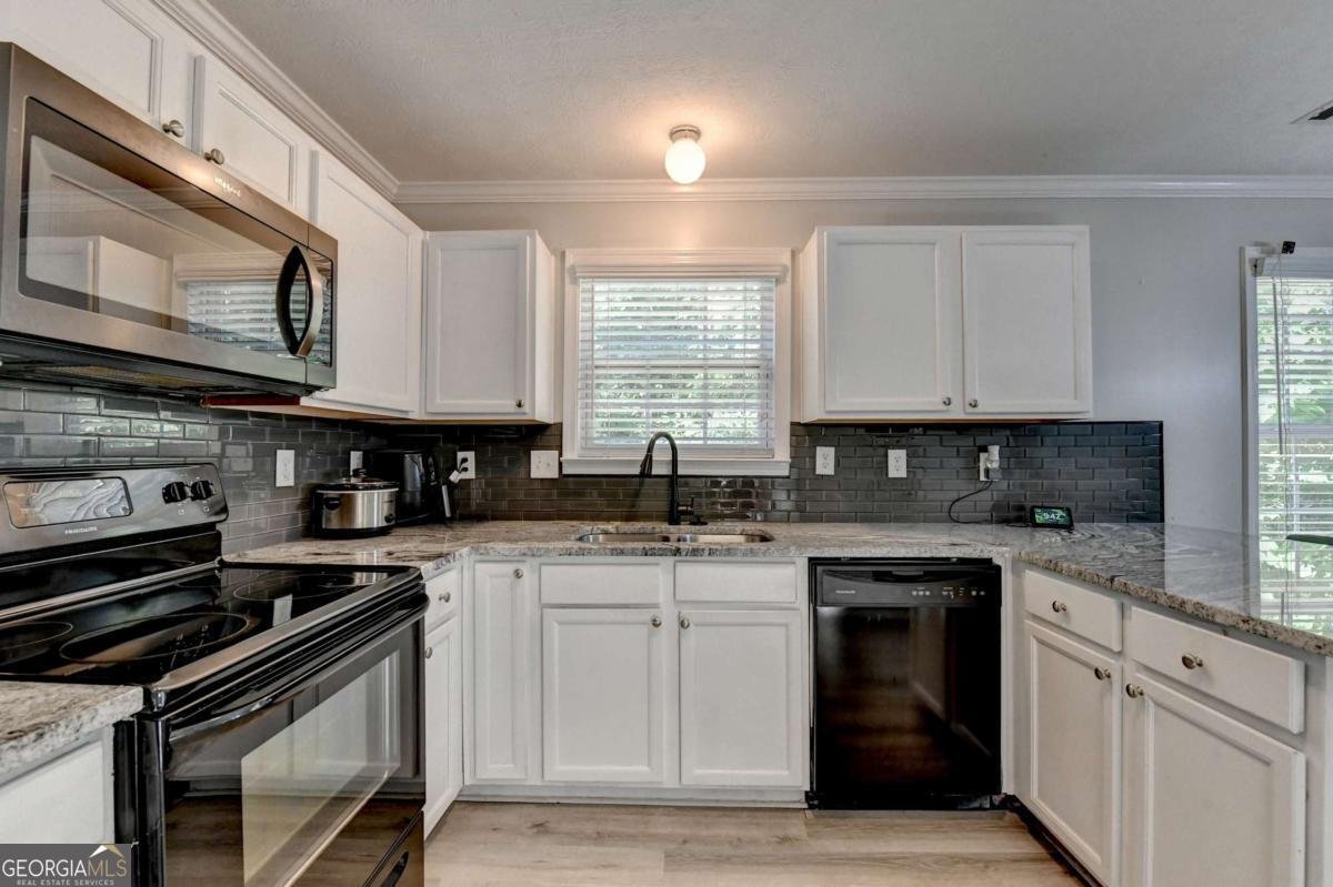 4439 Flat Stone Drive Snellville - Photo 7