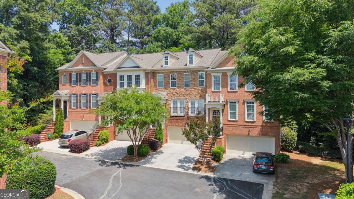 4665 Wehunt Commons Drive Smyrna - main photo