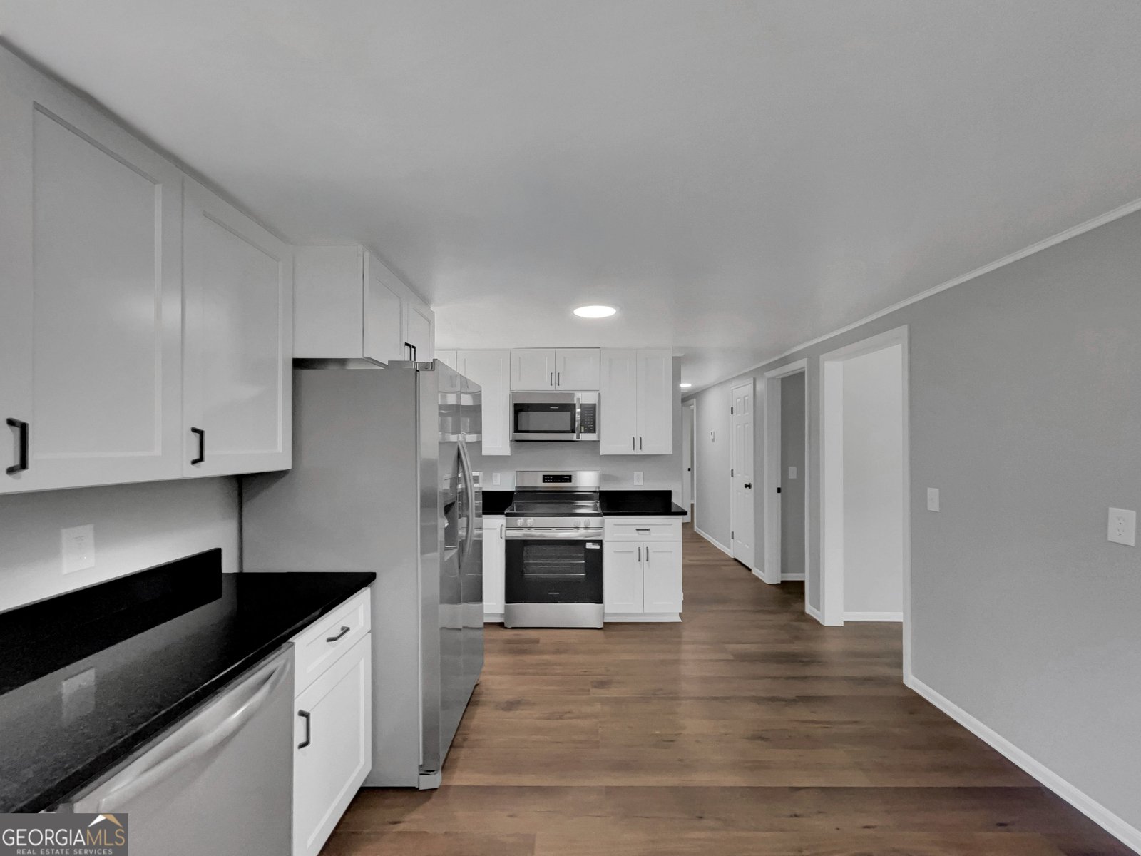 858 Clairmont Avenue Comer - Photo 12