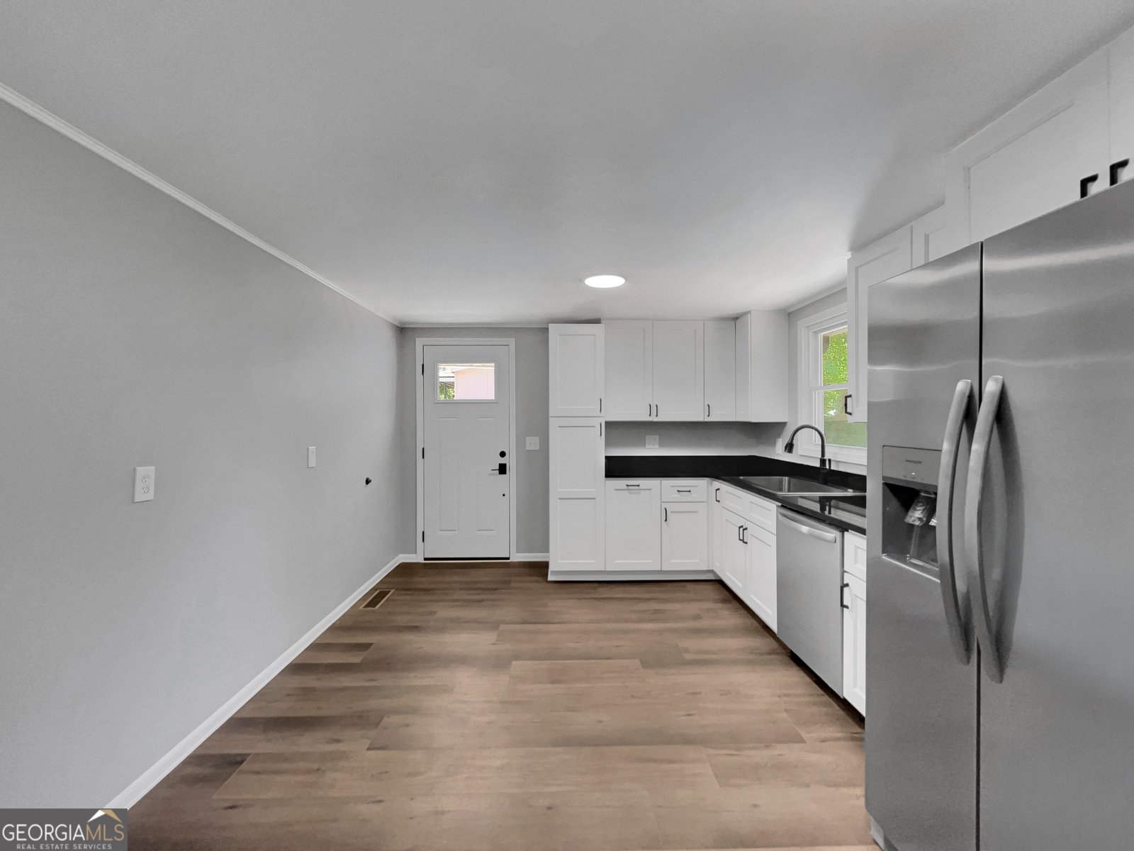858 Clairmont Avenue Comer - Photo 13