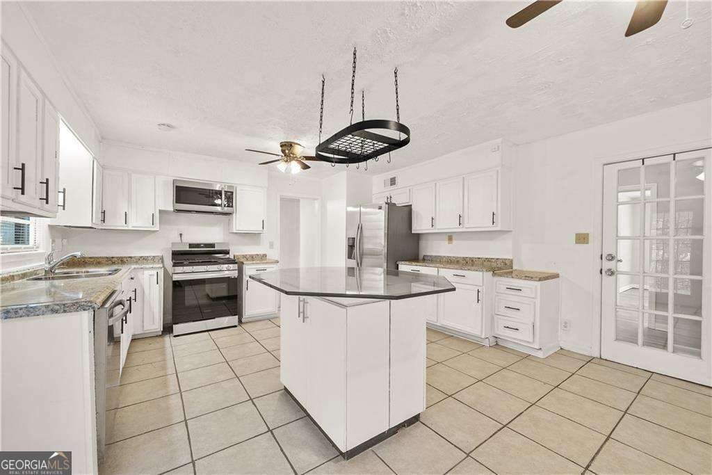 1747 Detroit Court Atlanta - Photo 12