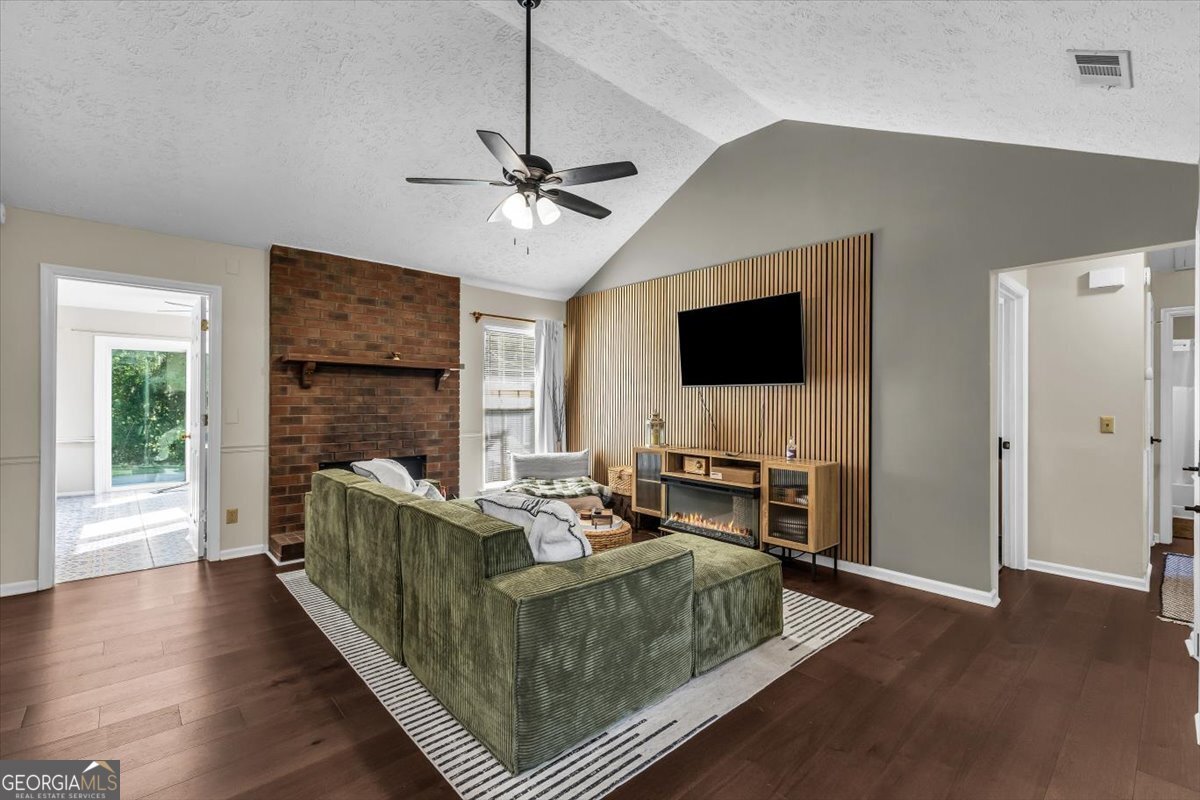 40 Whippoorwill Lane Richmond Hill - Photo 7