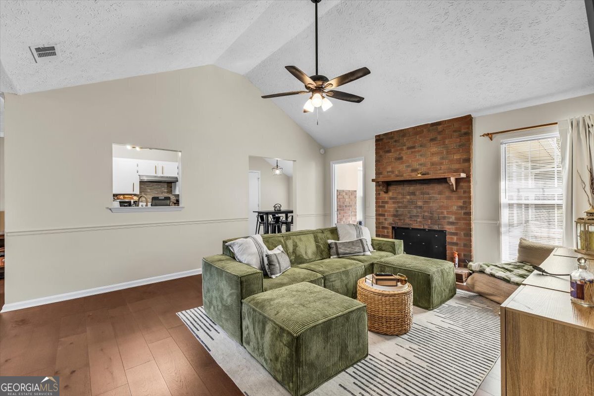 40 Whippoorwill Lane Richmond Hill - Photo 8