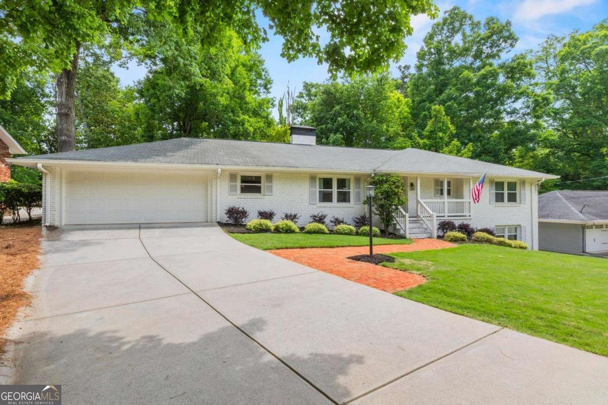 455 Forest Valley Road Sandy Springs - main photo