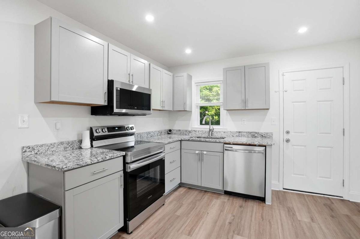 320 Camfield Court Atlanta - Photo 15