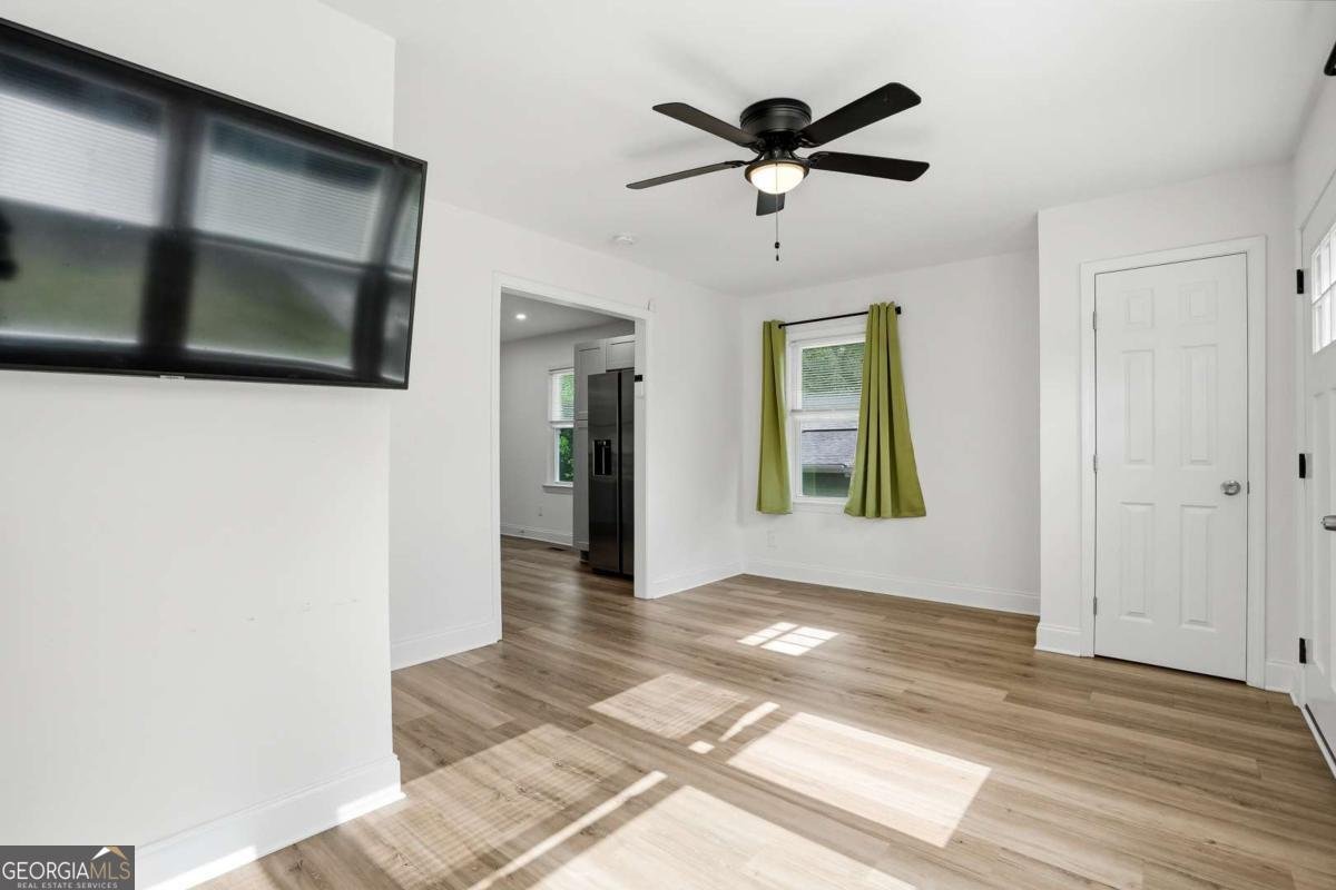 320 Camfield Court Atlanta - Photo 8