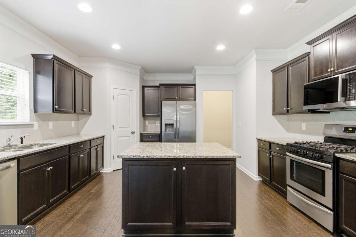 171 Cherokee Reserve Circle Canton - Photo 8
