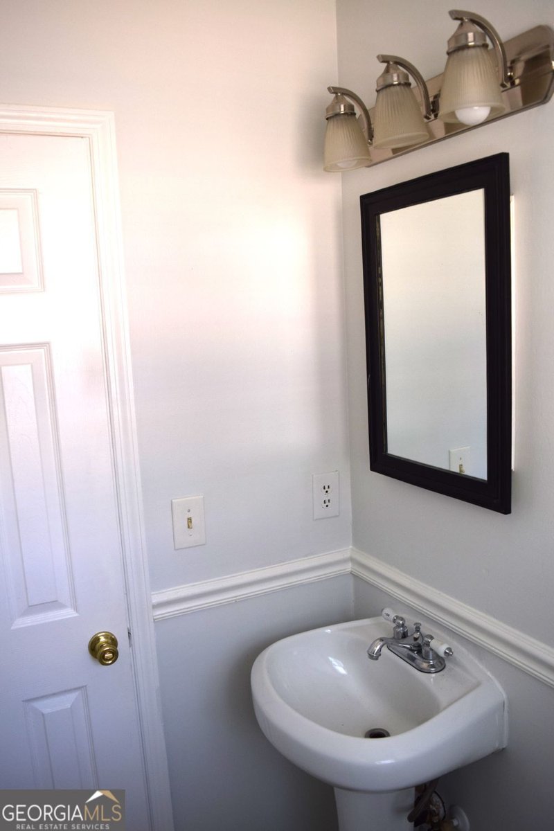 2554 RED BARN Road Marietta - Photo 15