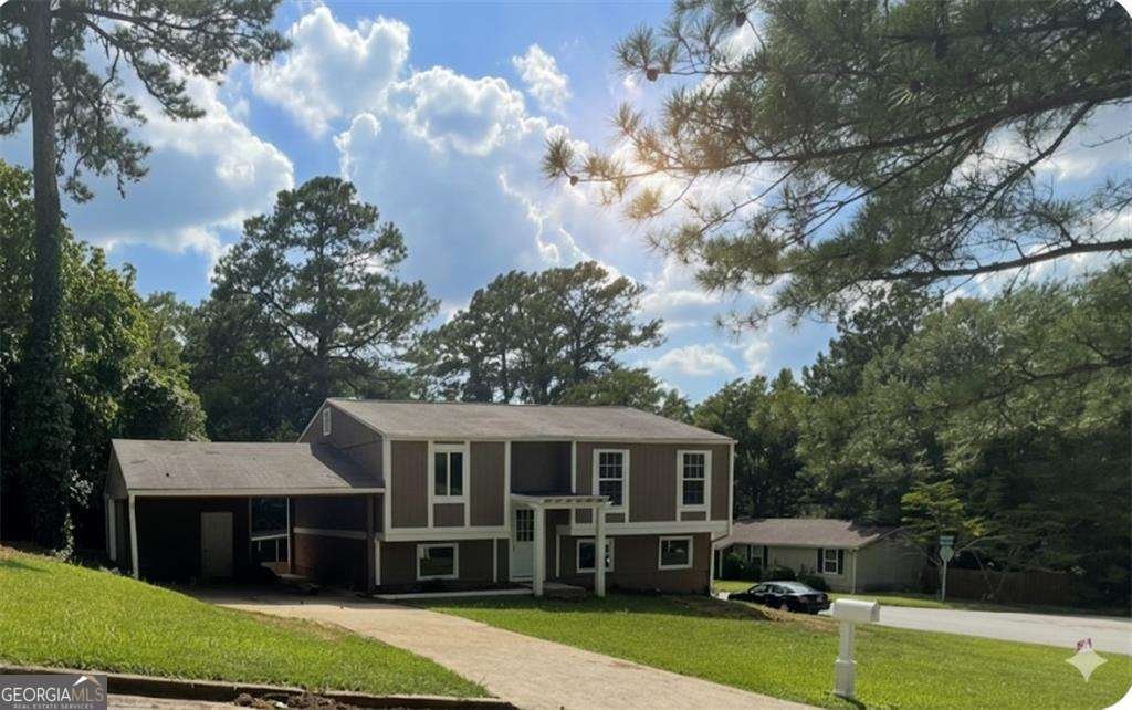 4941 Isle Royal Court Stone Mountain - main photo