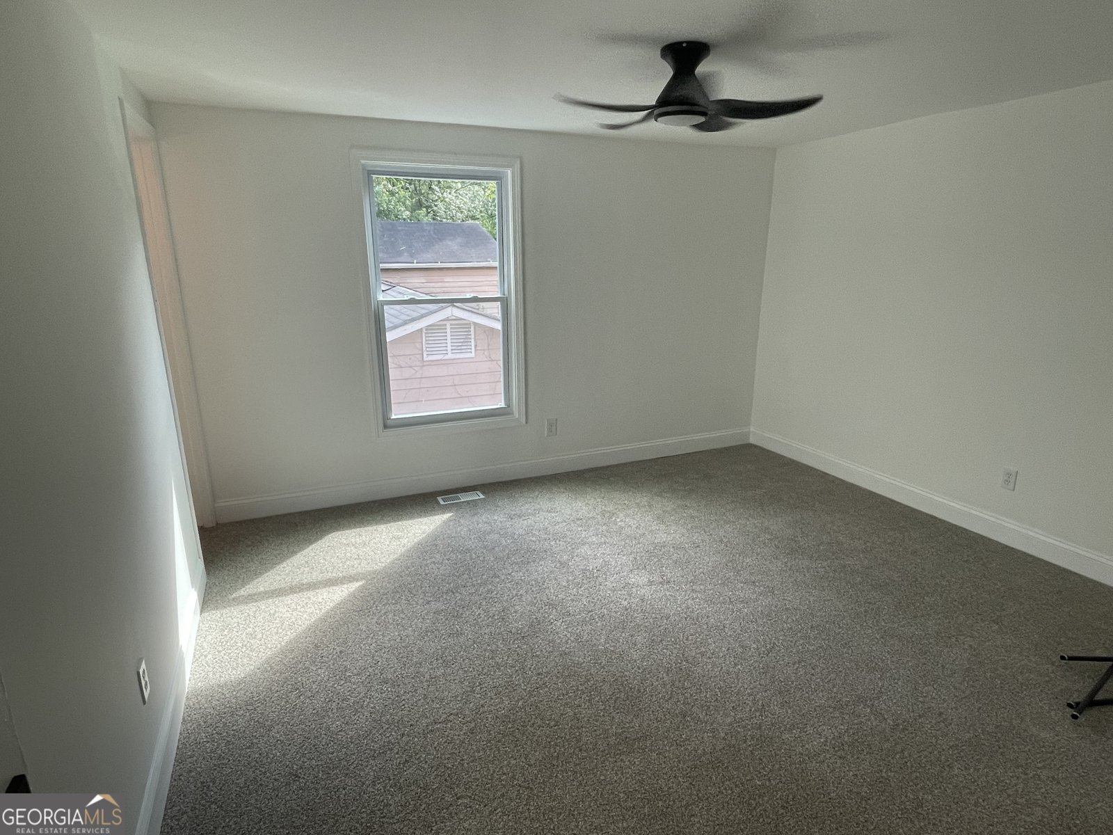 4941 Isle Royal Court Stone Mountain - Photo 10