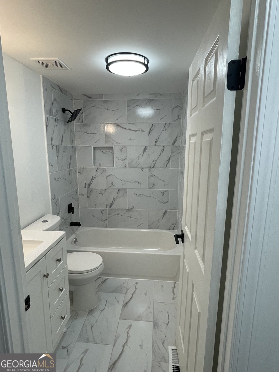 4941 Isle Royal Court Stone Mountain - Photo 9