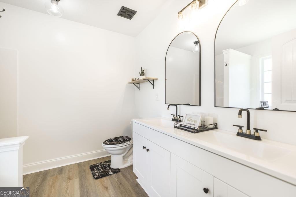 218 Ellington Court Perry - Photo 16