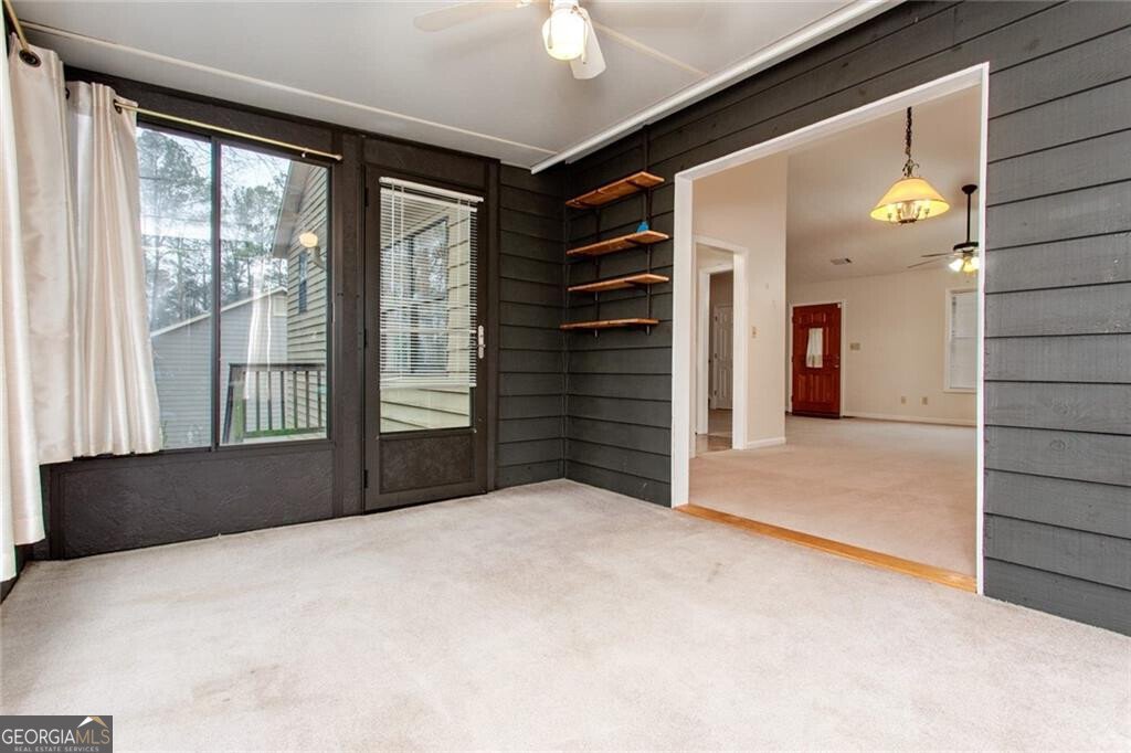 2401 Jack Creek Road Marietta - Photo 8