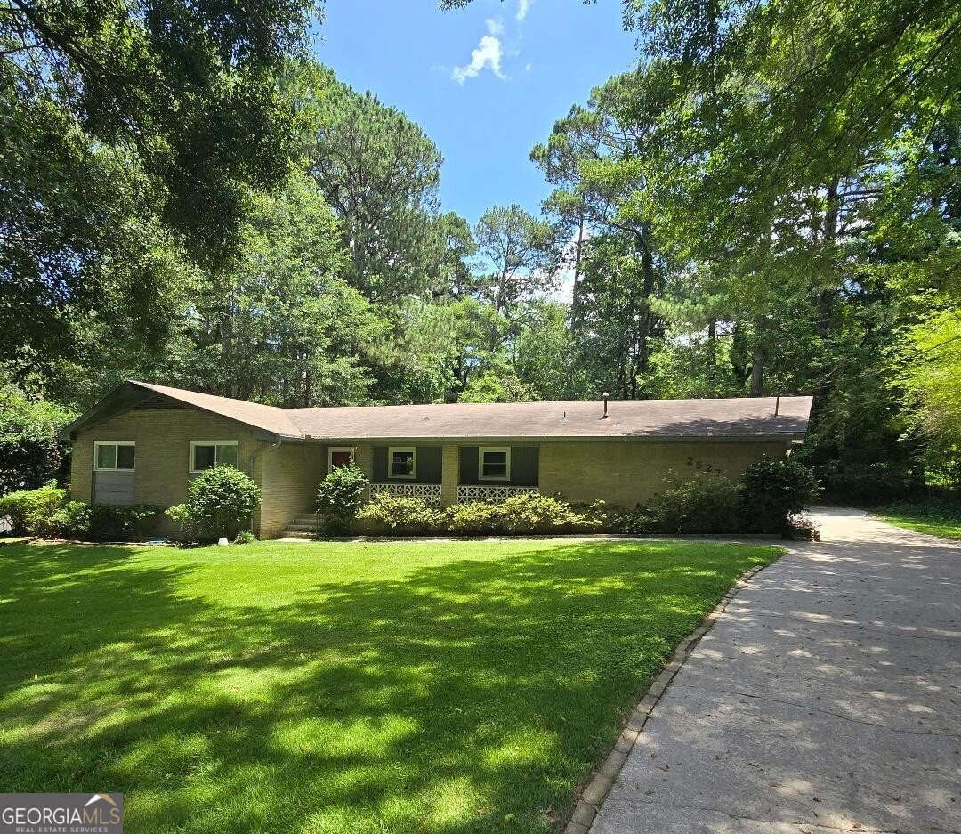 2527 Amalfi Drive Conyers - main photo
