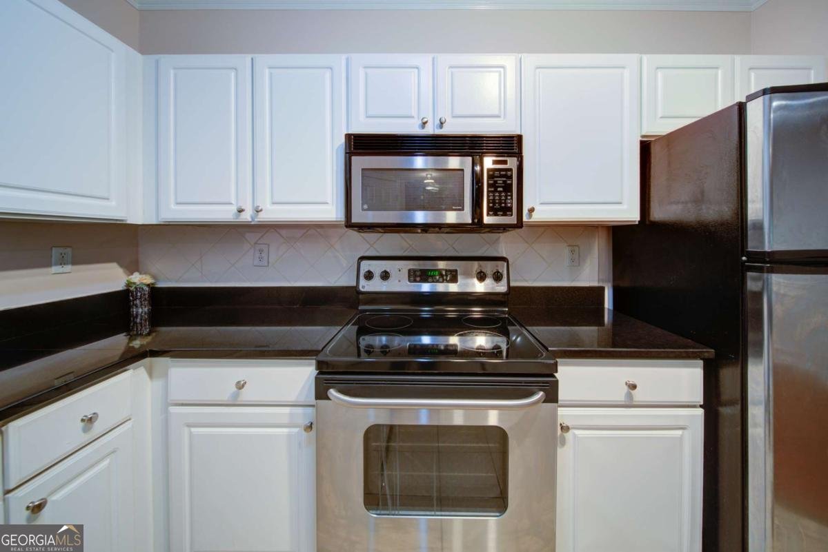 1850 Cotillion Drive Atlanta - Photo 7