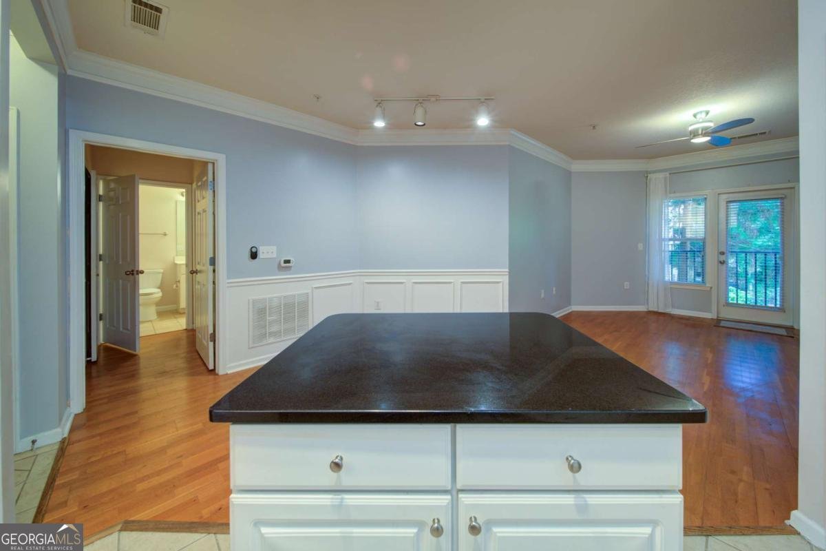 1850 Cotillion Drive Atlanta - Photo 9