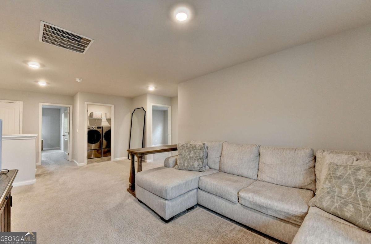 6817 Scarlet Oak Way Flowery Branch - Photo 11