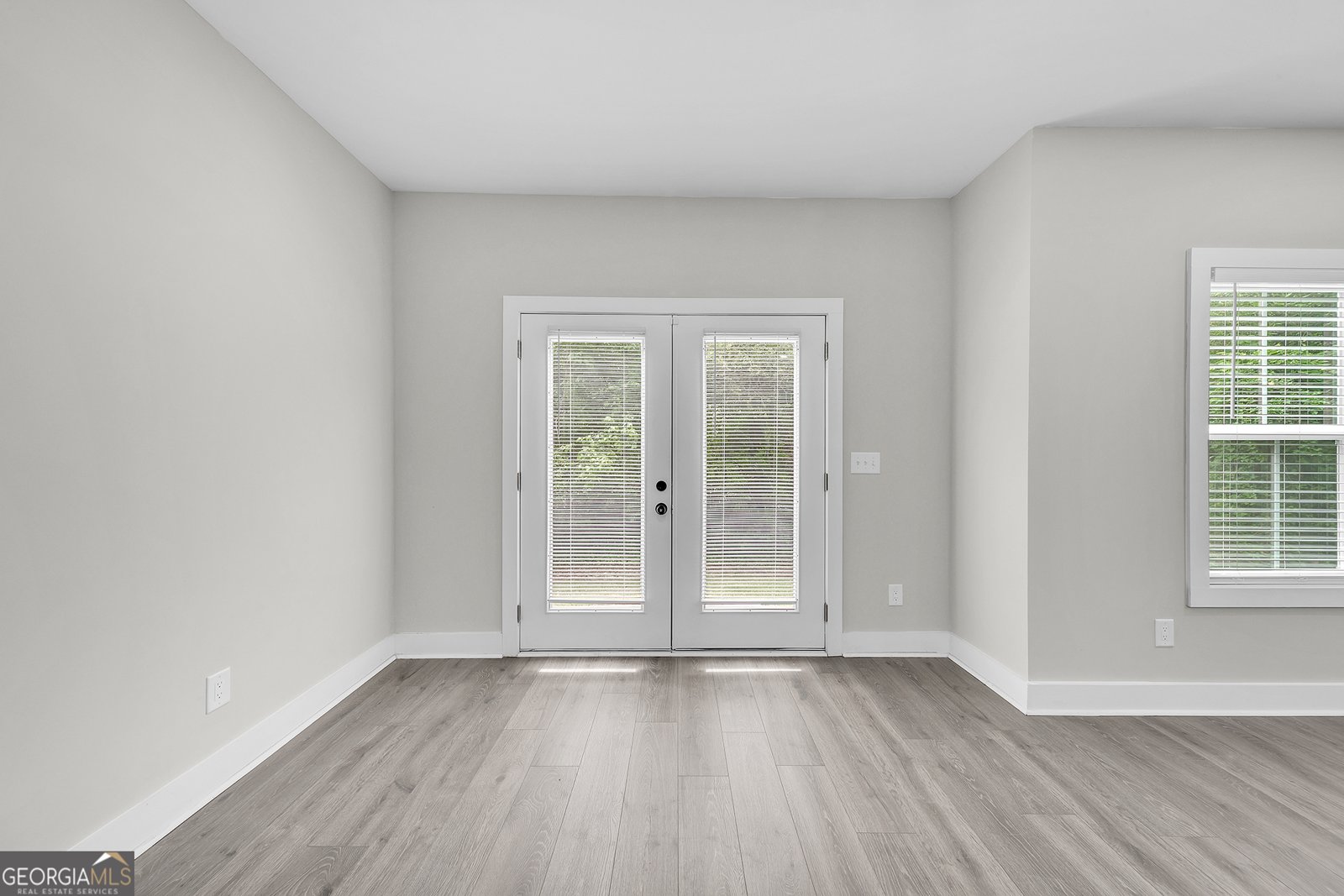 717 Scales Street Griffin - Photo 11