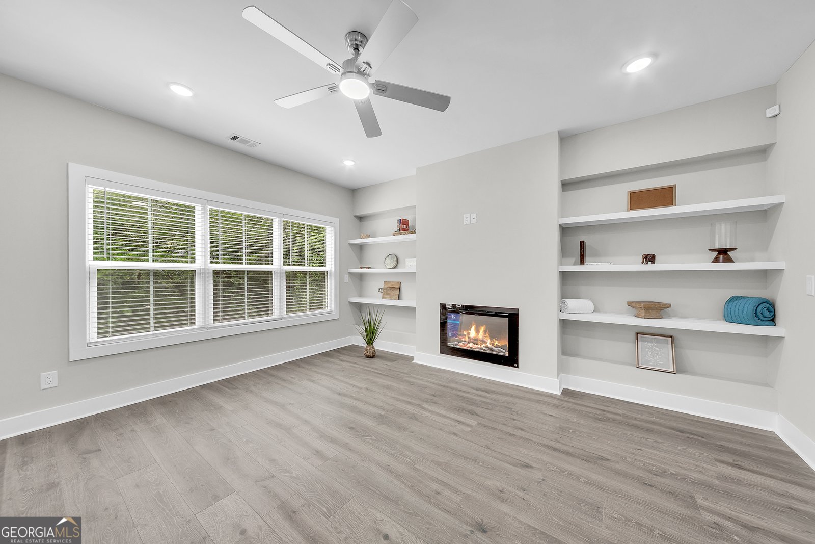 717 Scales Street Griffin - Photo 8