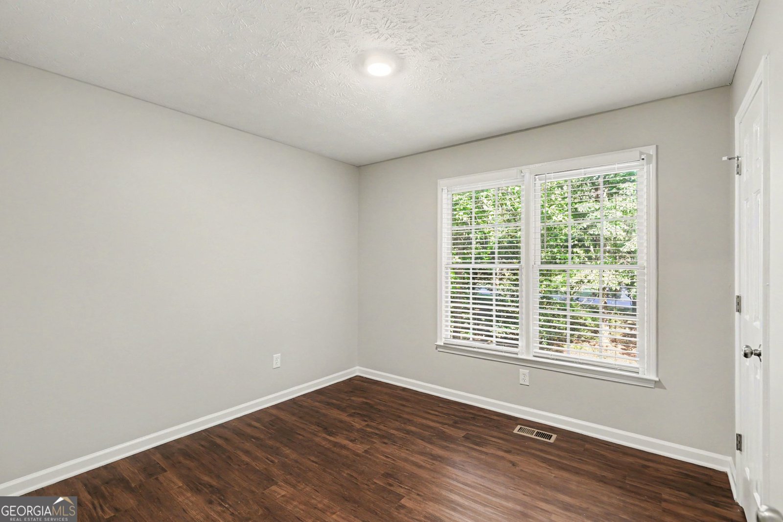 251 Stewart Drive Dallas - Photo 8