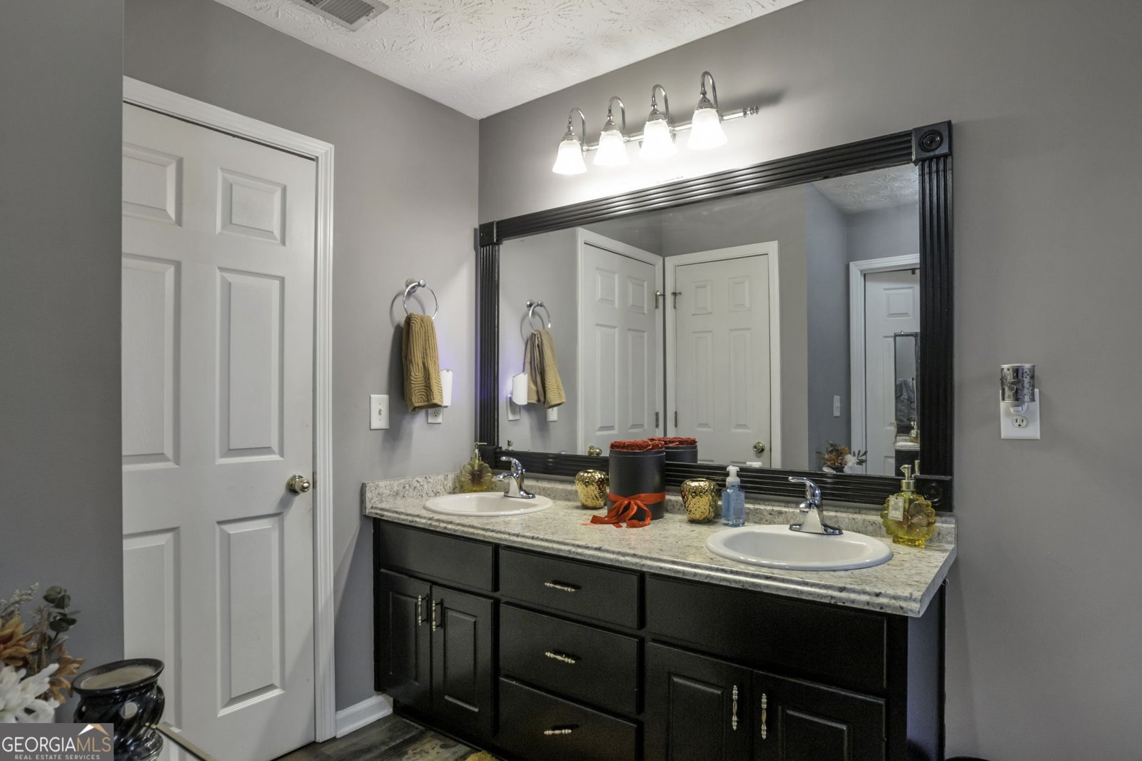 35 Blue Jay Drive Covington - Photo 18