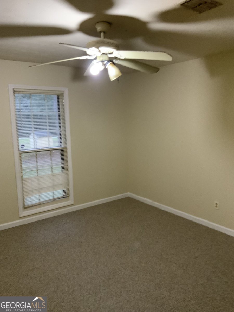 1408 New Huchinson Mill Road LaGrange - Photo 14