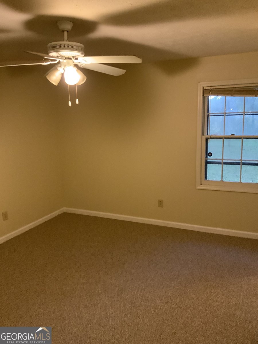 1408 New Huchinson Mill Road LaGrange - Photo 16