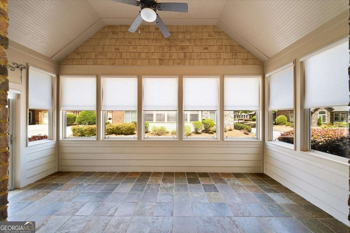 120 Chastain Road Kennesaw - Photo 12