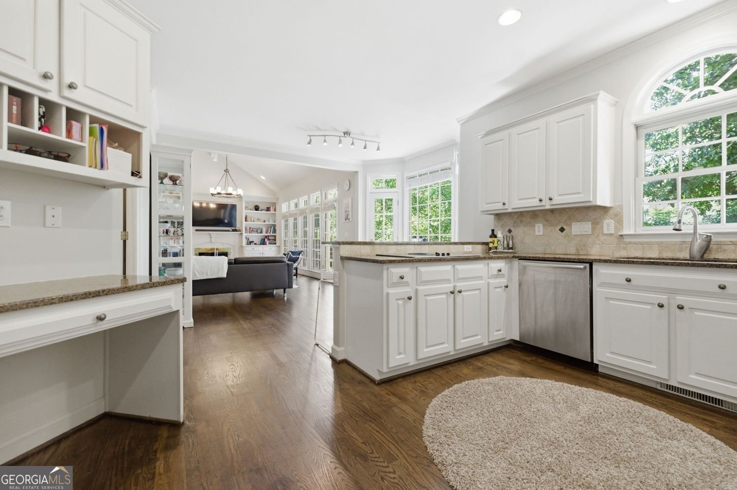 2046 Kinsmon Drive Marietta - Photo 12