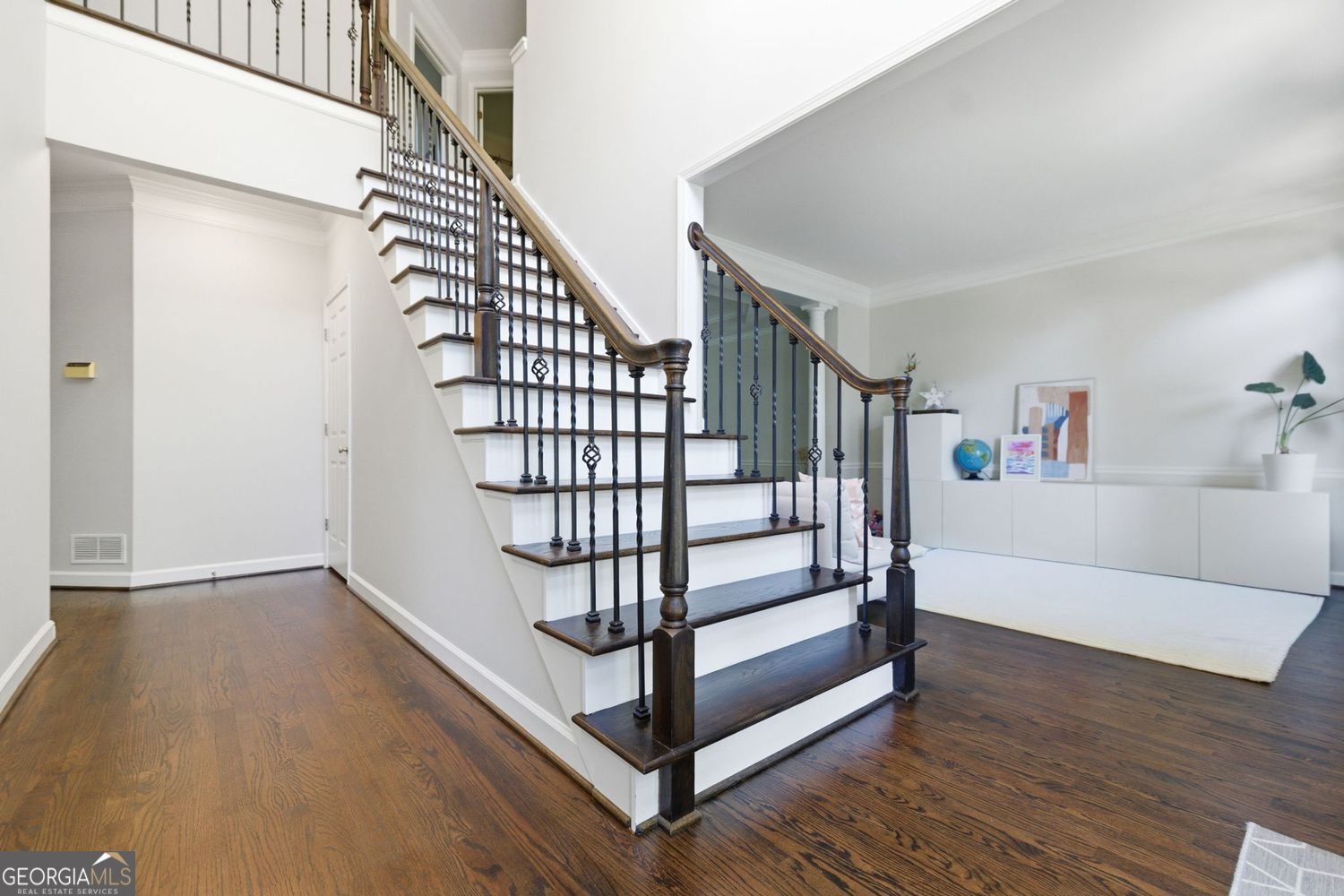 2046 Kinsmon Drive Marietta - Photo 6