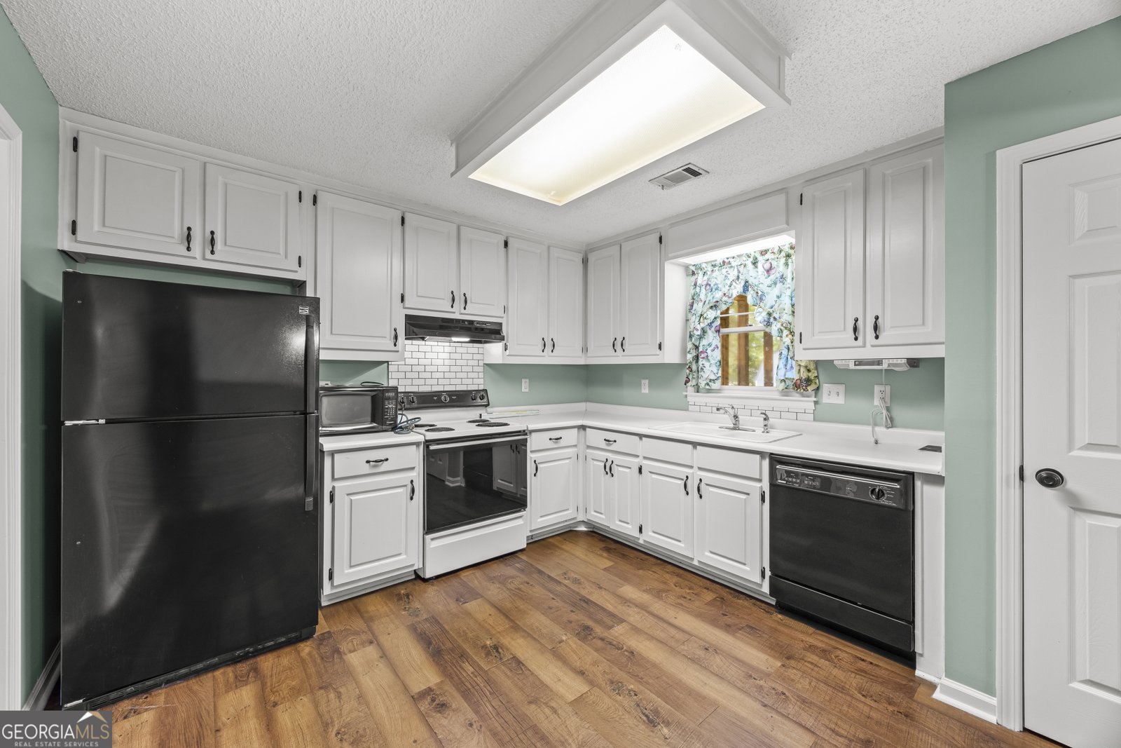 455 Charlyne Way Dacula - Photo 18