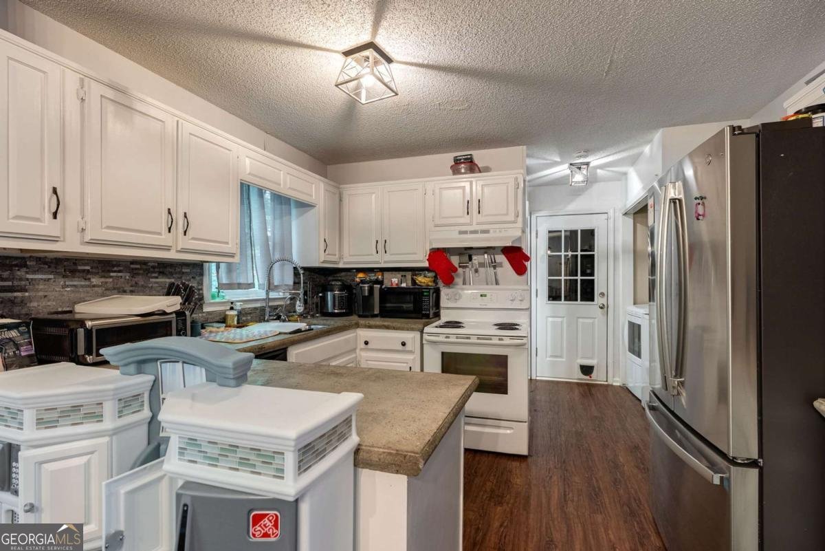 442 River Chase Drive Athens - Photo 6