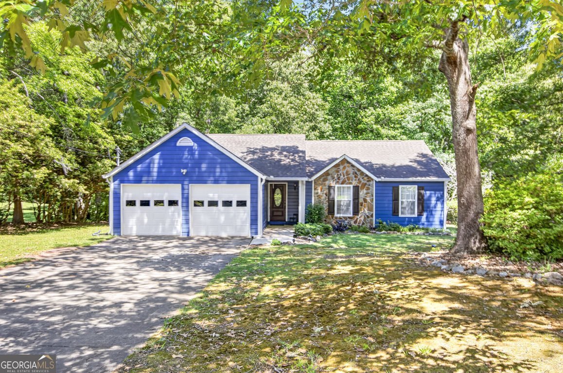 1150 Creekwood Cove Lawrenceville - main photo