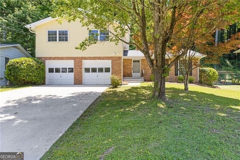 2461 Woodside Way Atlanta - main photo