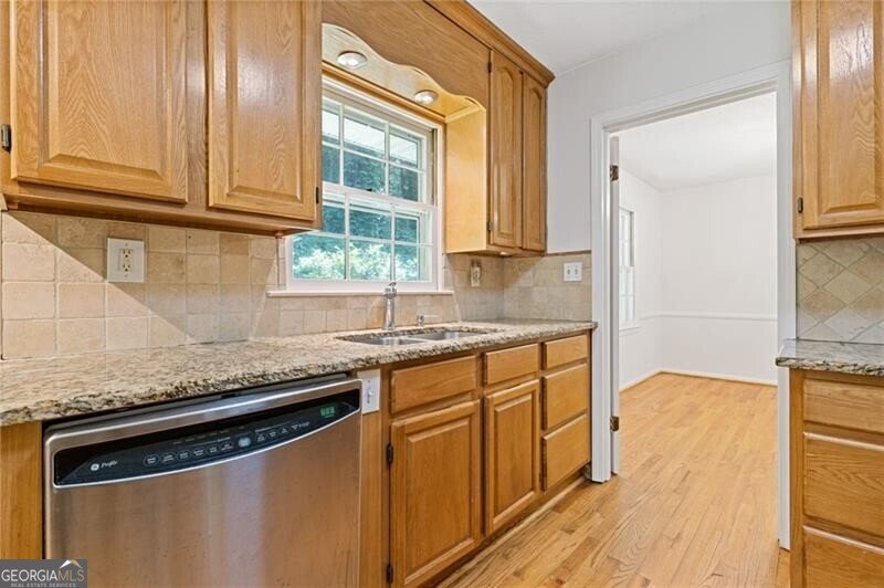 2461 Woodside Way Atlanta - Photo 16