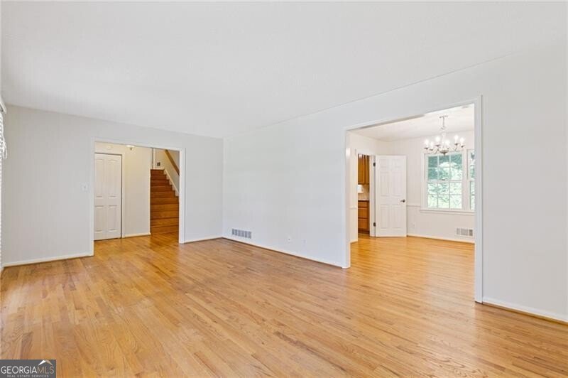2461 Woodside Way Atlanta - Photo 9