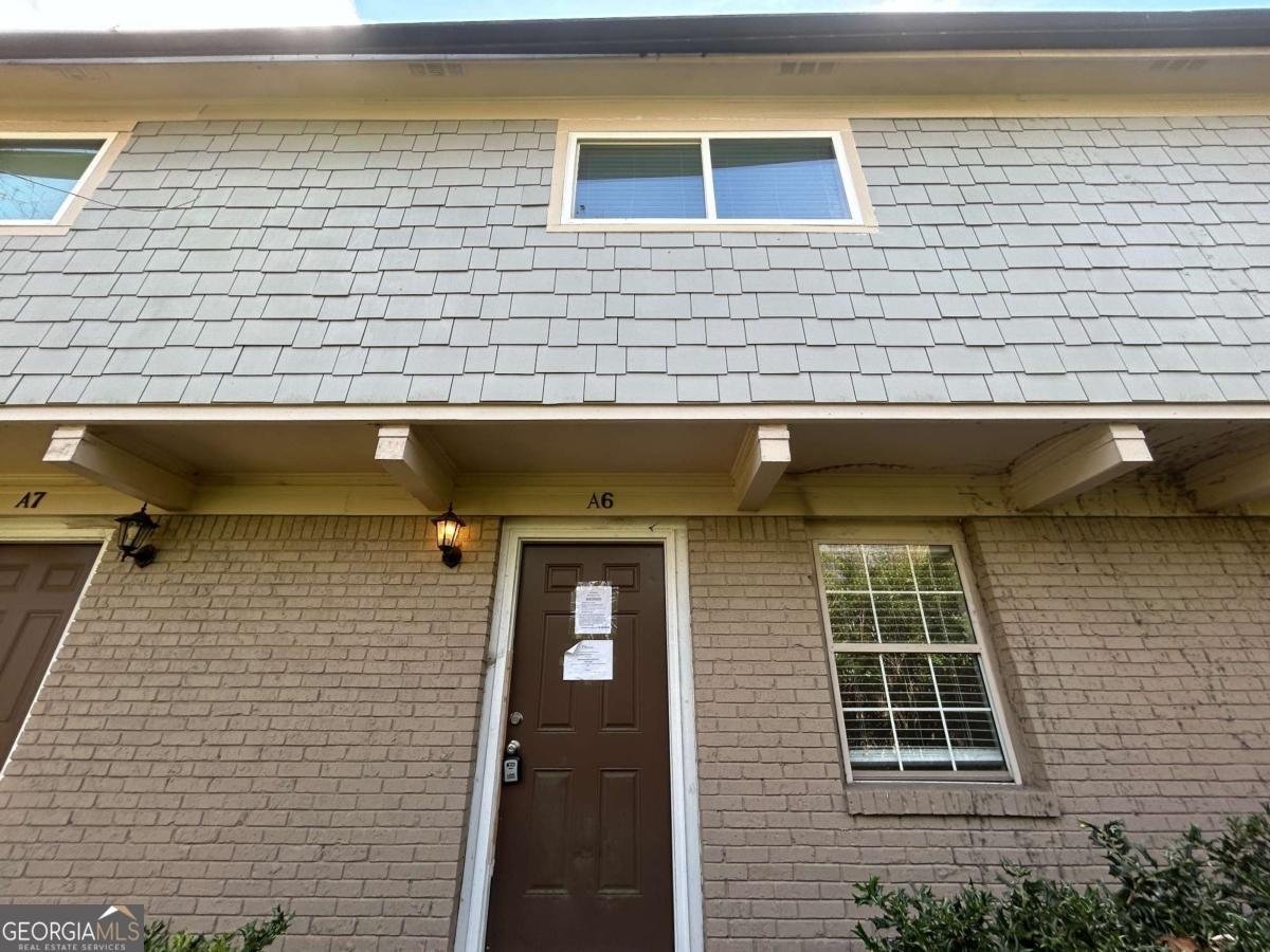 2604 Campbellton Road Atlanta - main photo
