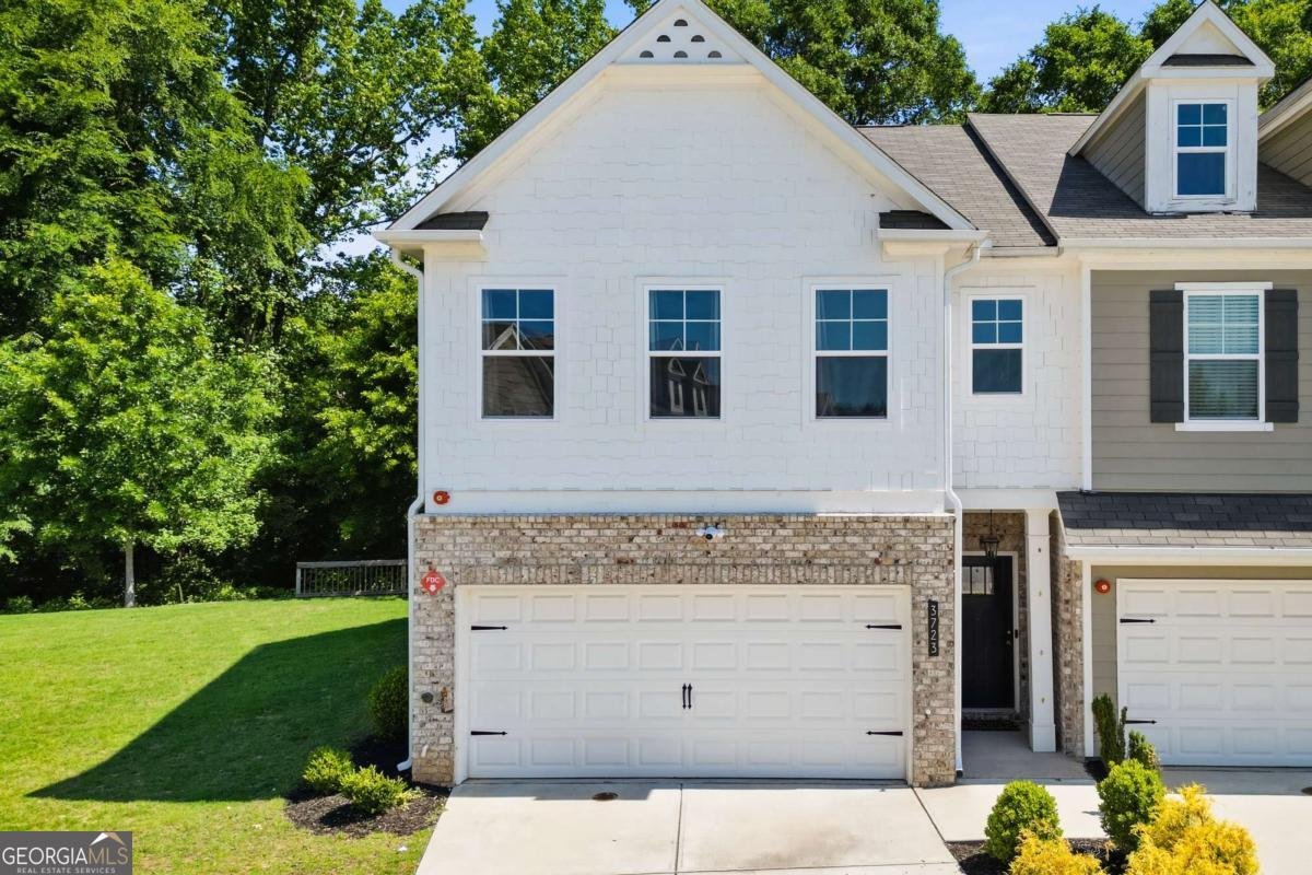 3723 Gardenwick Road Powder Springs - main photo