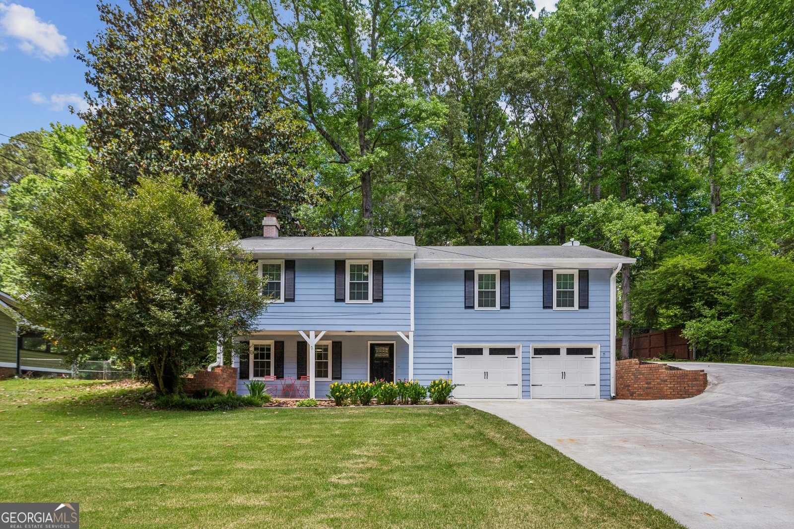 2672 Fairfield Drive Marietta - main photo